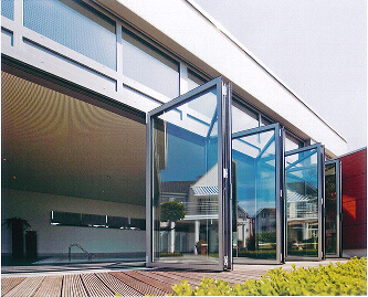 FOLDING DOOR