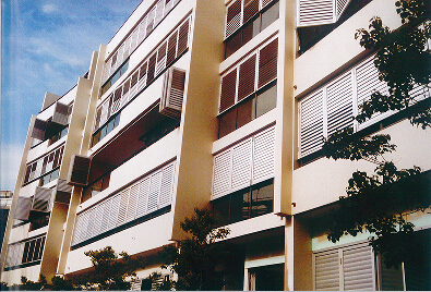 SHUTTER / BLIND