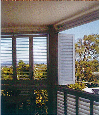 SHUTTER / BLIND