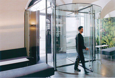 GLASS SPRING DOOR