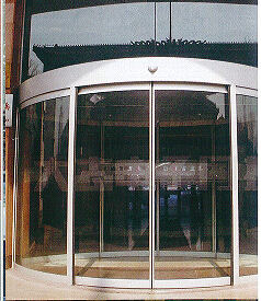 FRAMELESS GLASS FOLDING DOOR